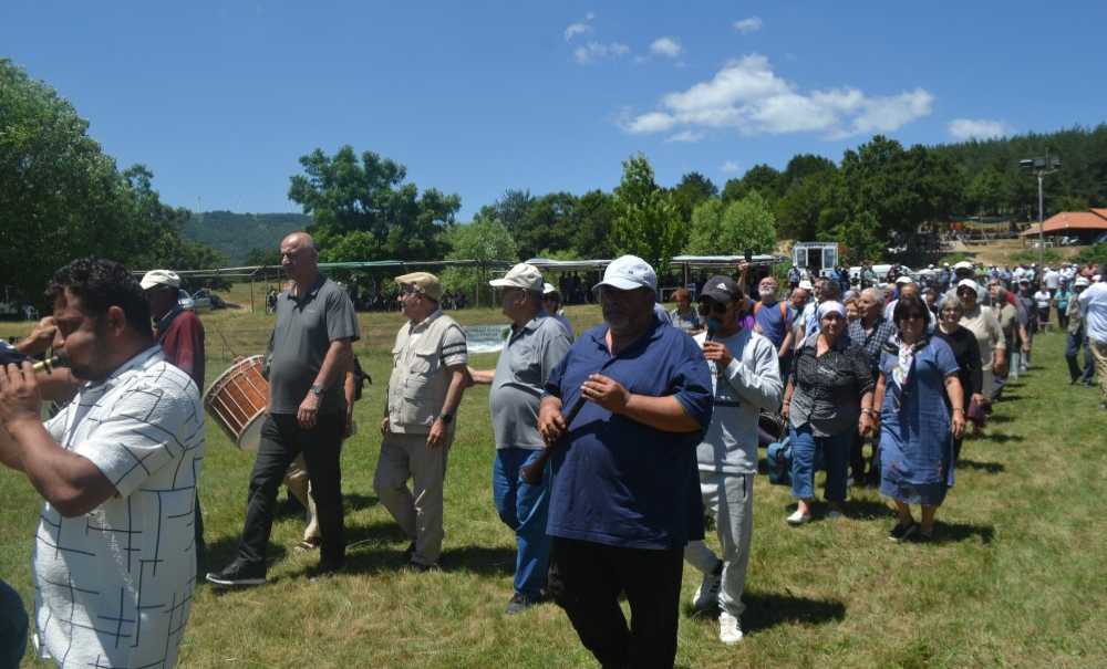 Cem Vakfı'ndan Komşuya Büyük Destek