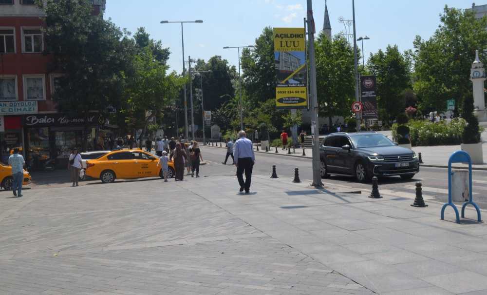 Bunaltıcı Sıcaklar Vatandaşlara Zor Anlar Yaşatıyor