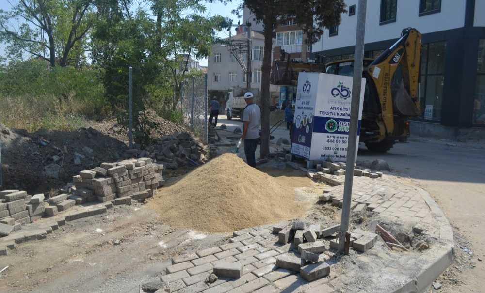 Elektrik Hatlarının Geçtiği Kaldırımlar Yenilendi