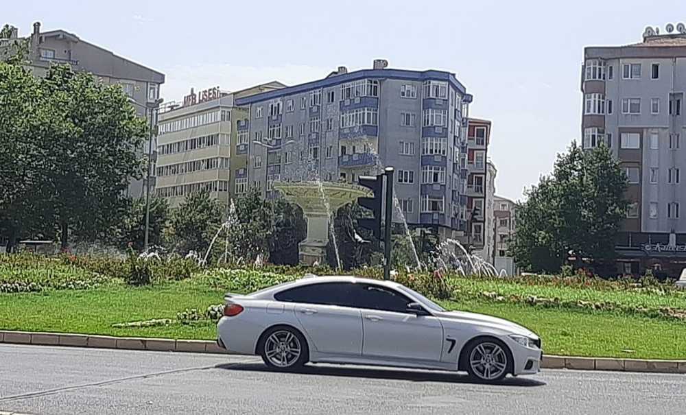 Büyükşehirin Fıskiyesi, Estetikten Çok Uzak