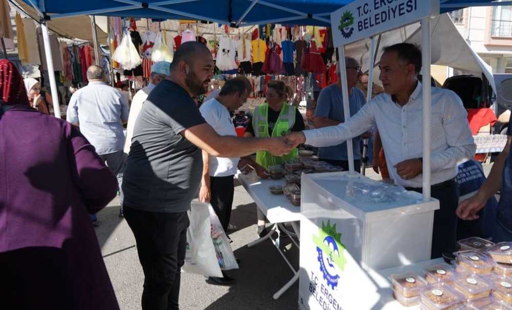 Ergene'de Vatandaşlara Aşure İkramı