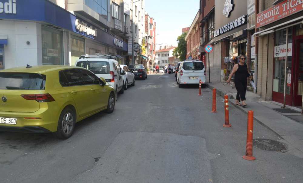 Çift Yön Kulanılan Hükümet Caddesi Tepki Çekiyor