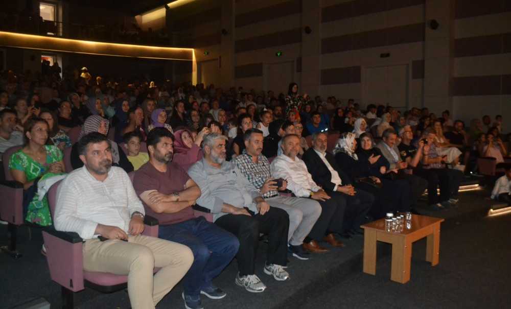 600 Öğrenci Yaz Okullarından Mezun Oldu