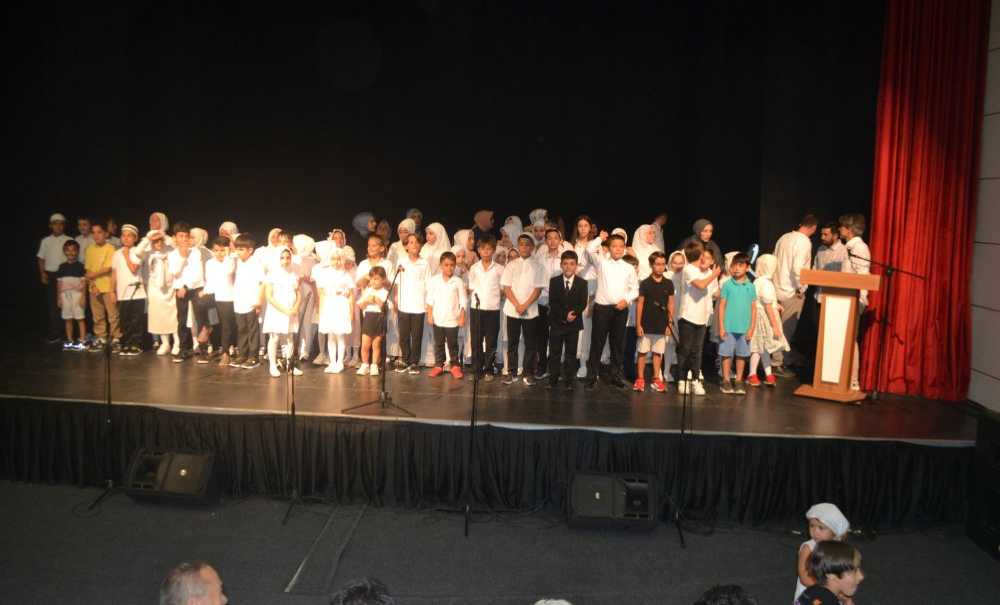 600 Öğrenci Yaz Okullarından Mezun Oldu