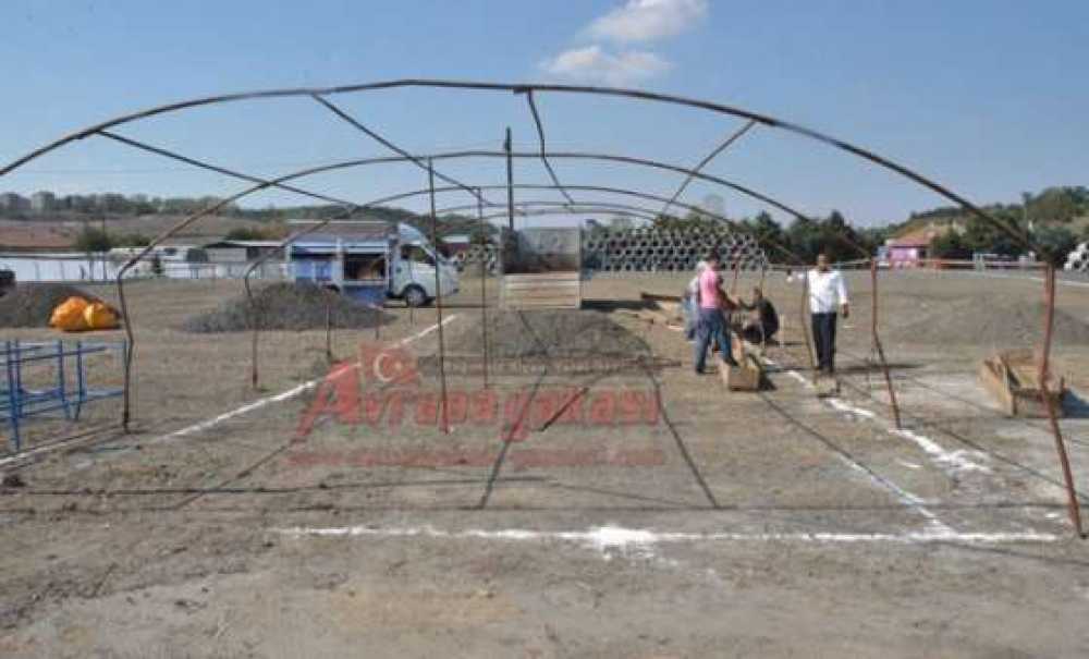 Hayvan Pazarında Dört Dörtlük Çalışmalar