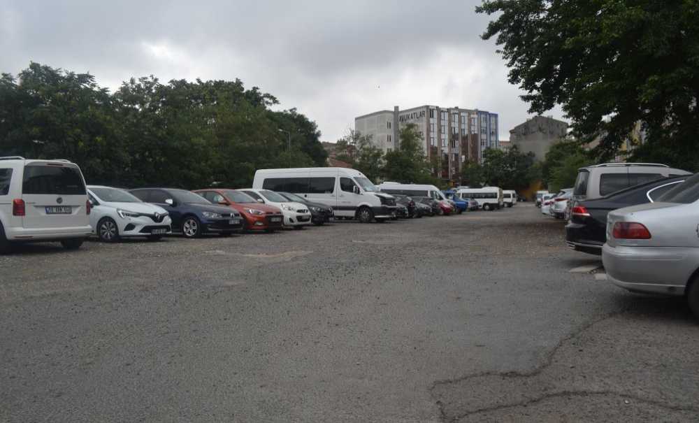 Gündüz Milli Eğitim, Akşam Bağımlılar İşletiyor!