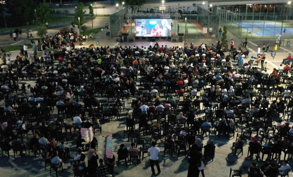 Açık Hava Sinema Günleri Başlıyor