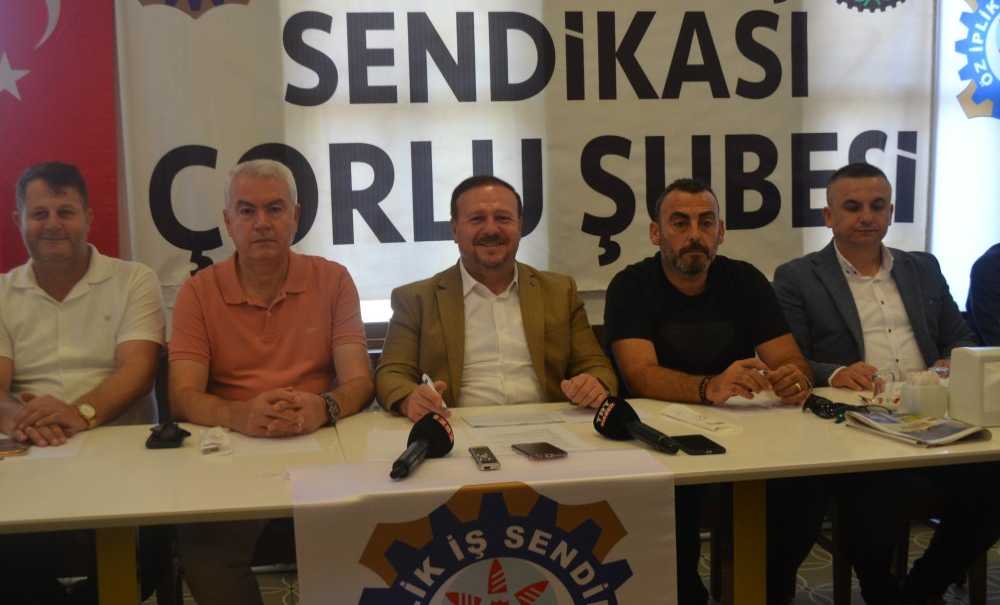 “Teksti̇l Sektörü Zor Durumda”