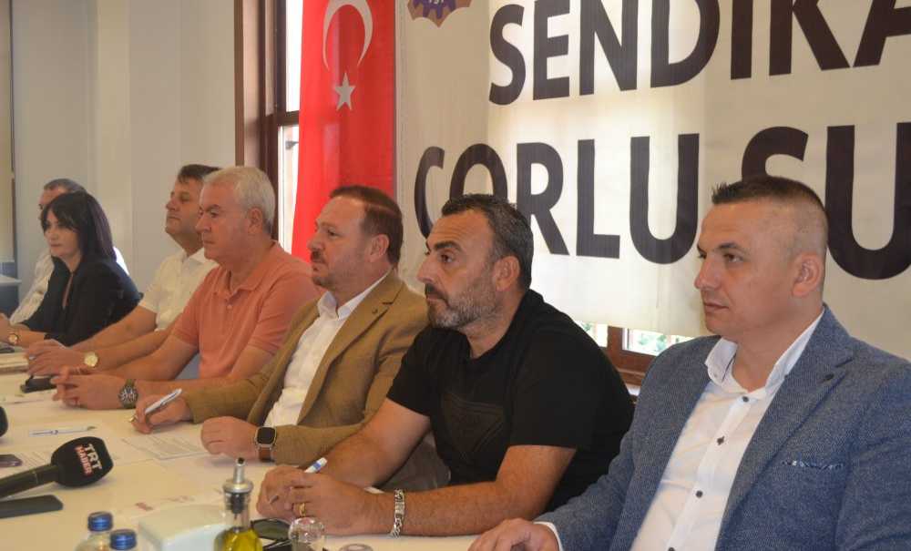 “Teksti̇l Sektörü Zor Durumda”