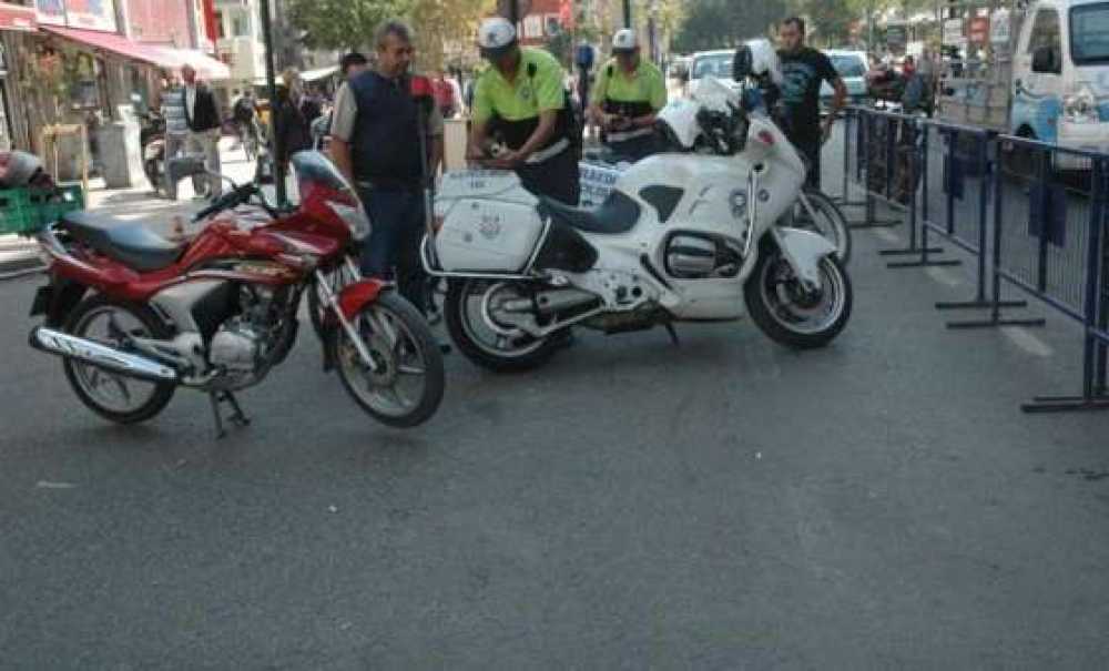 Şahinler`den Motosiklet Denetimi