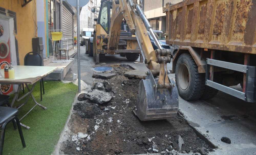 Bozuk Yol Aylar Sonra Yapıldı