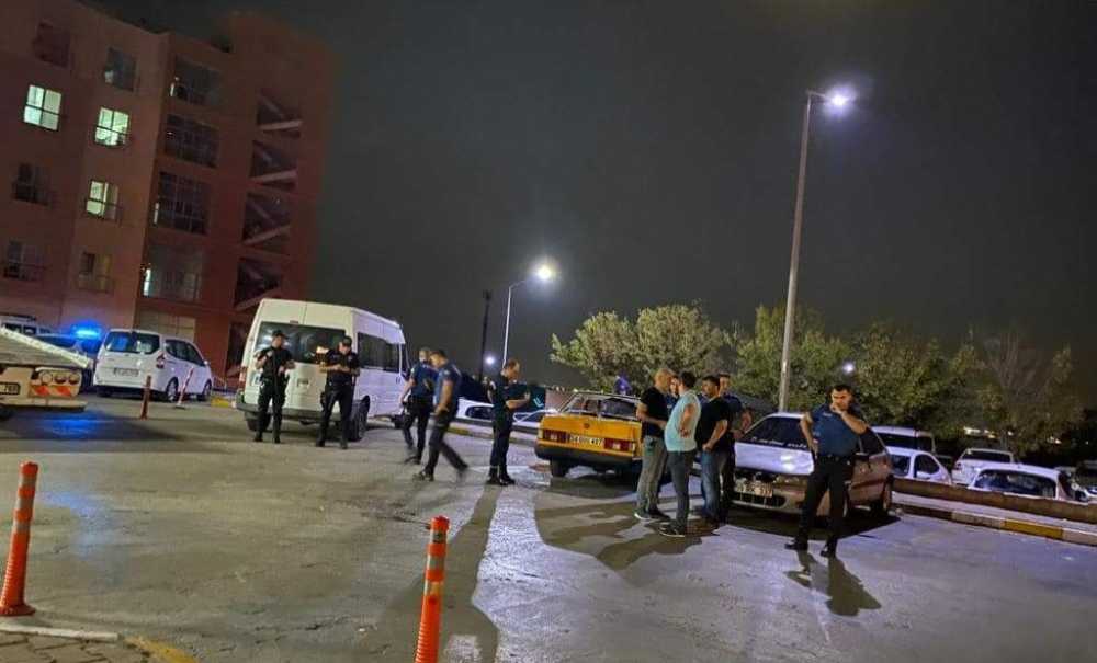 Hastane Bahçesindeki Silahlı Kavga