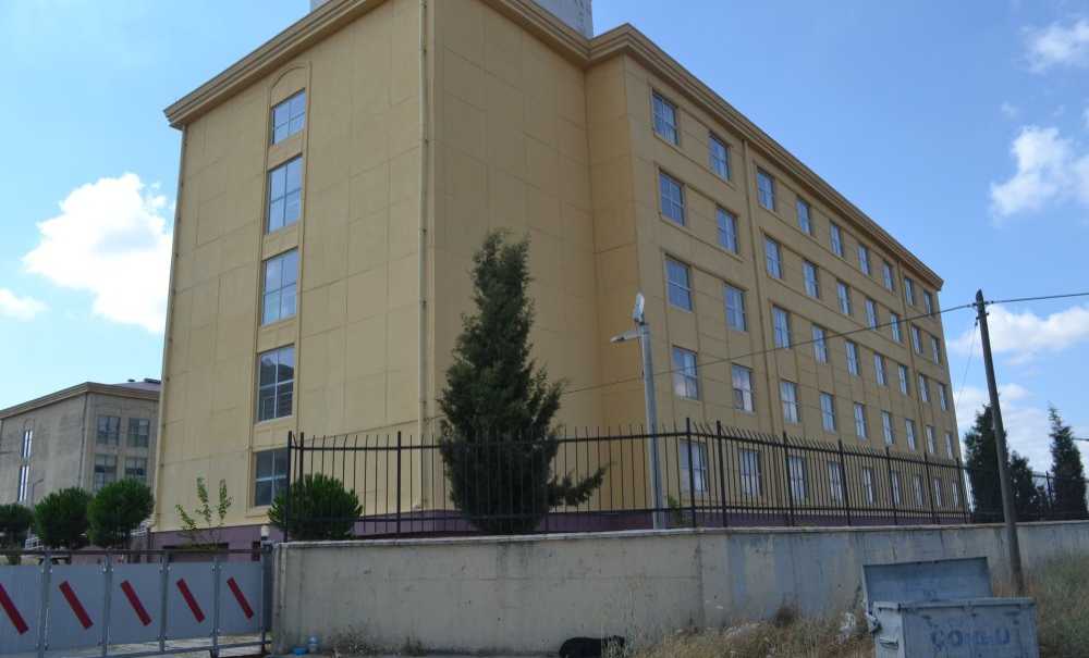 Çorlu'da Öğrenci Yurtları Yeterli