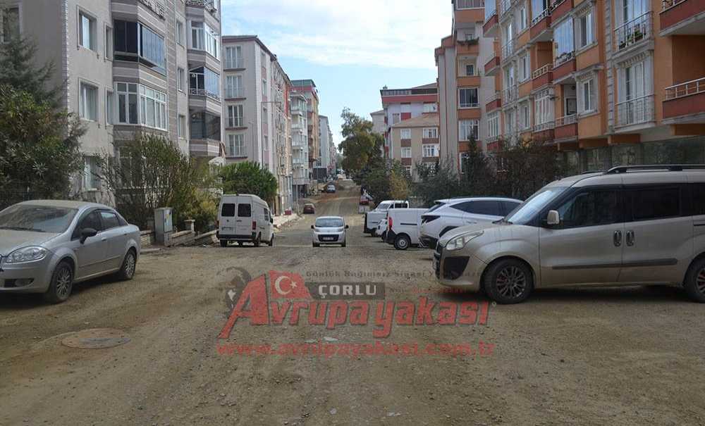 Tozdan Arabaların Rengi Değişti