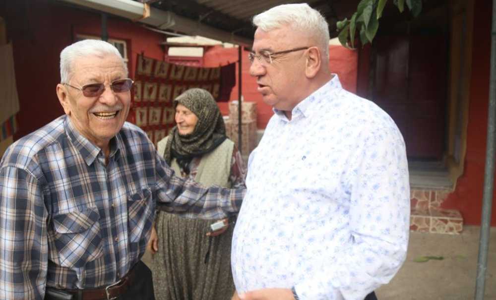 Başkan Yüksel Yaşlıları Evlerinde Ziyaret Etti