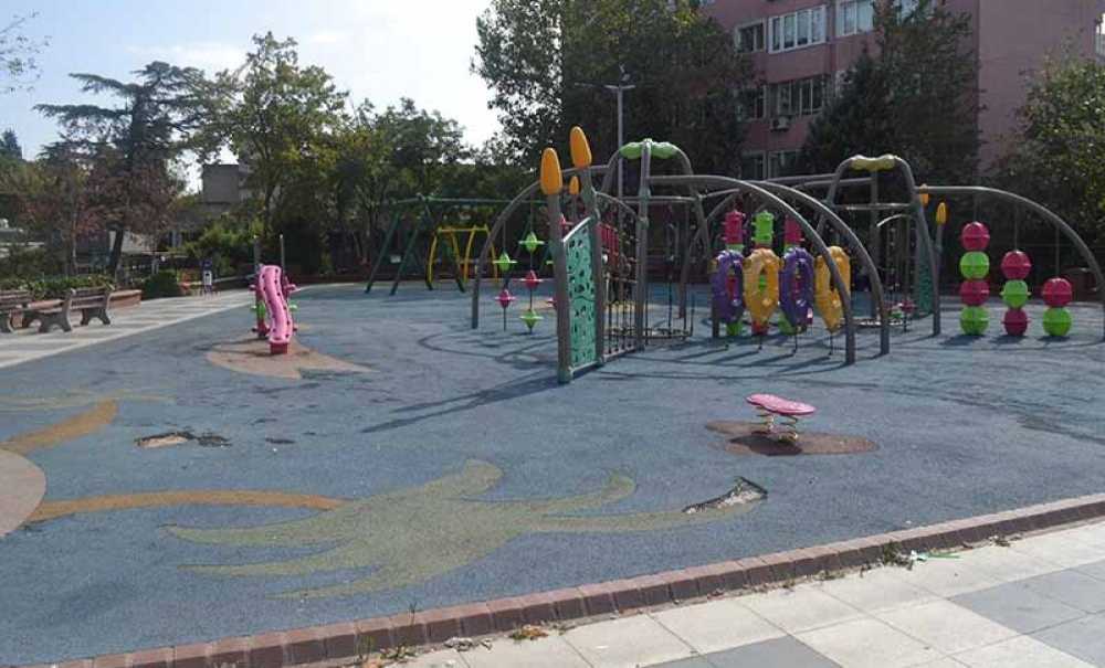 Havalar Soğudu Parklar Tenhalaştı