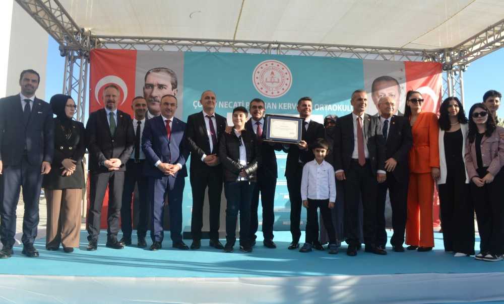 Kervancı Ortaokulu'nu Bakan Tekin Açtı