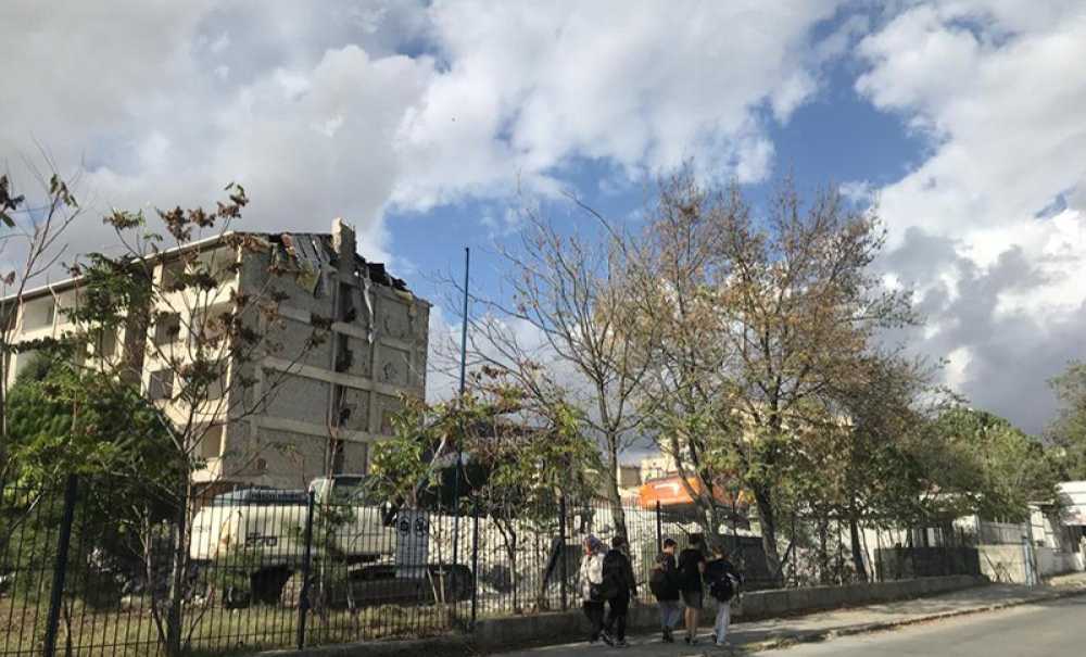 Askeri Lojmanlar Yıkılıyor