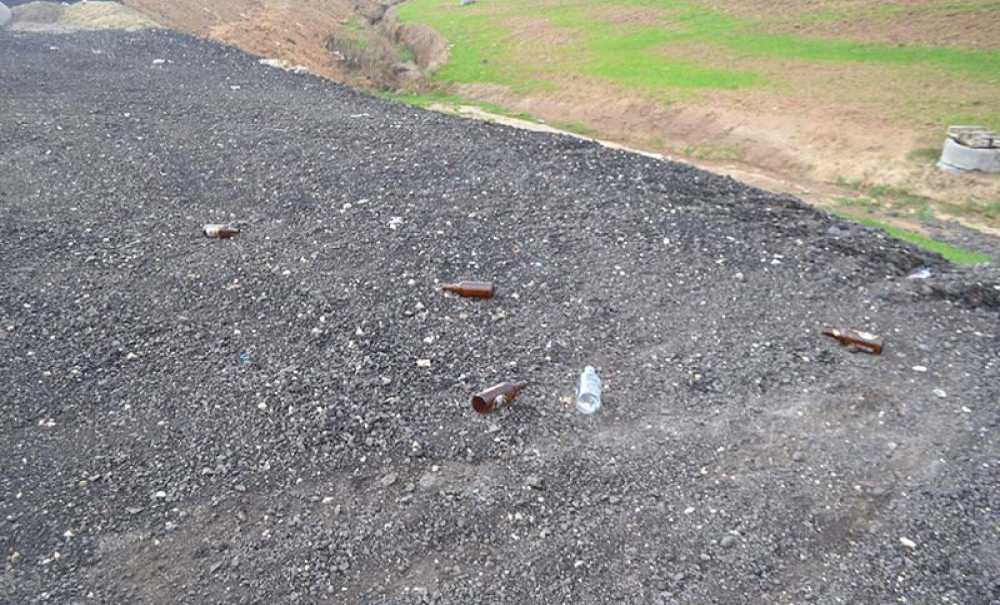 Okul Önü Hala Hizmet Bekliyor