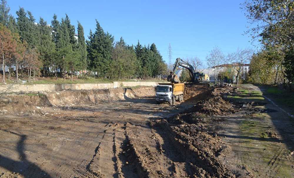 Bir Okulun Daha Temeli Kazıldı