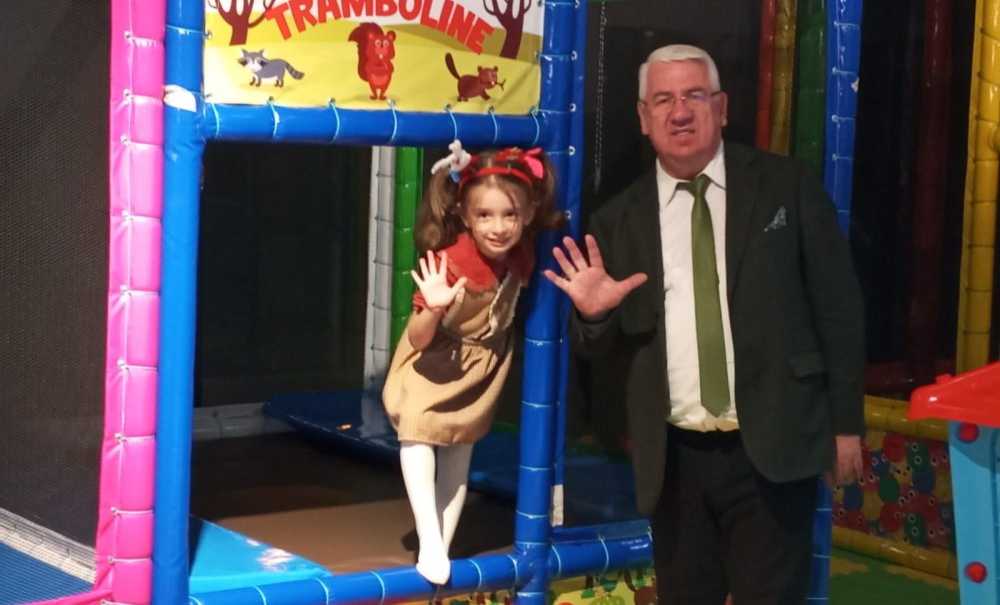 Göl Restoranda Çocuk Oyun Alanı Oluşturuldu