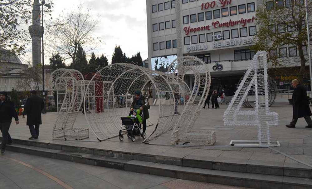 Çorlu'da Yeni Yıl Hazırlıkları Başladı