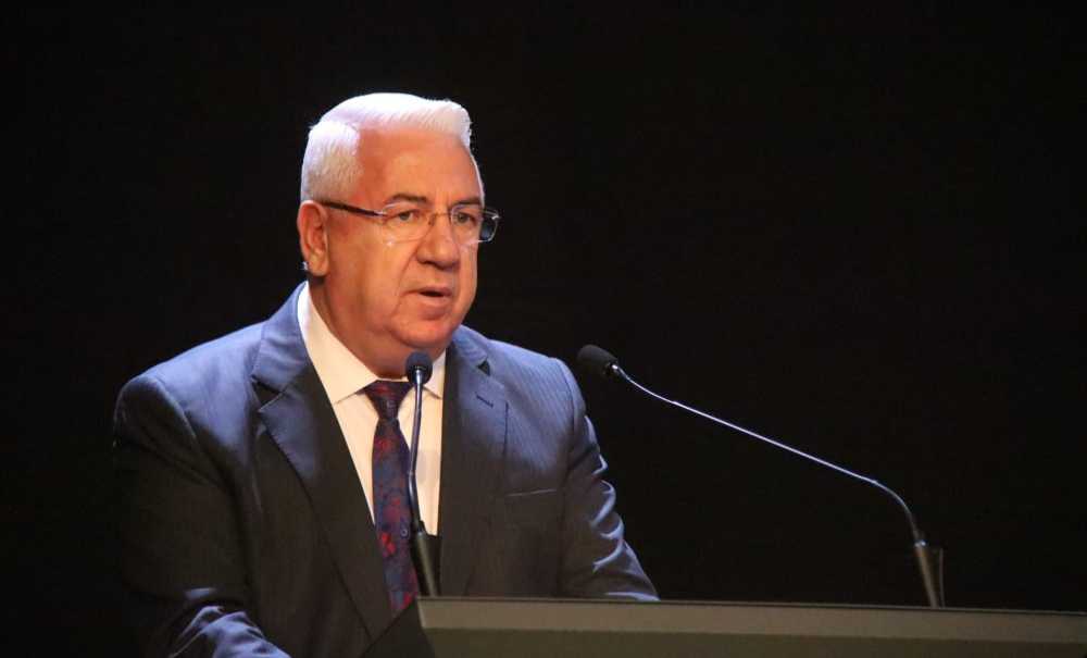 Başkan Yüksel Perakende Ve Mağazacılık Zirvesine Katıldı