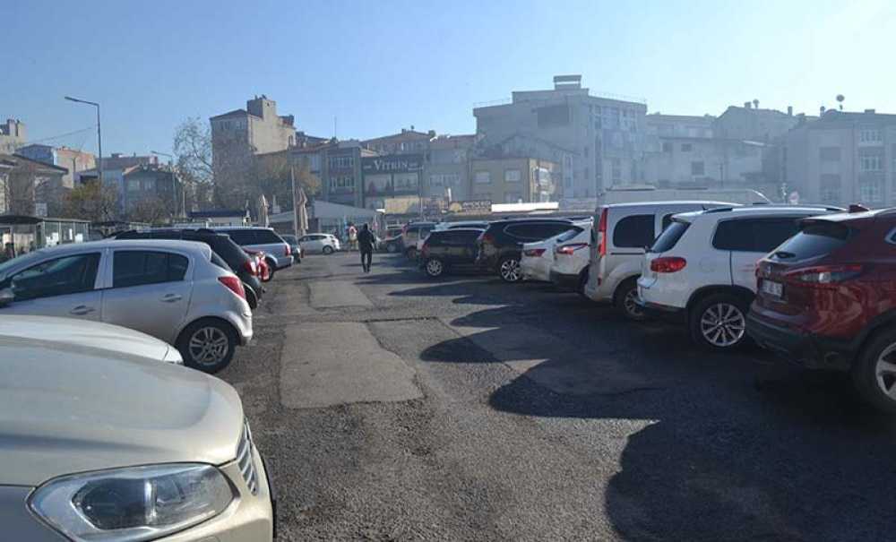 Otopark Yetersizliği Tepki Çekiyor