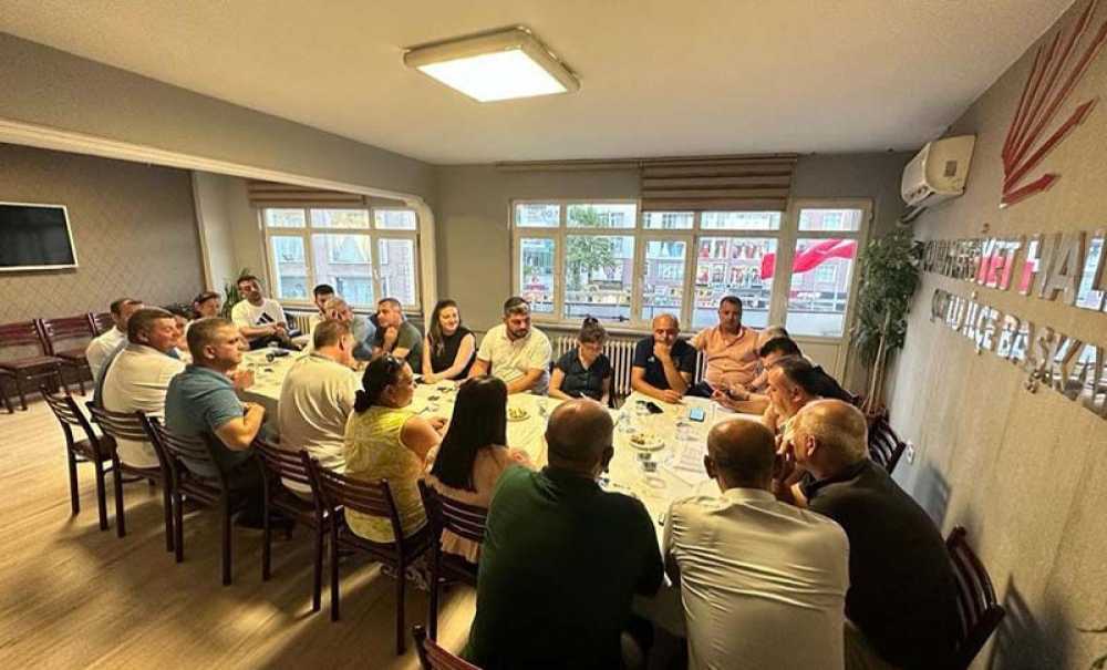 Chp'de Önseçim Rafa Mı Kalktı?