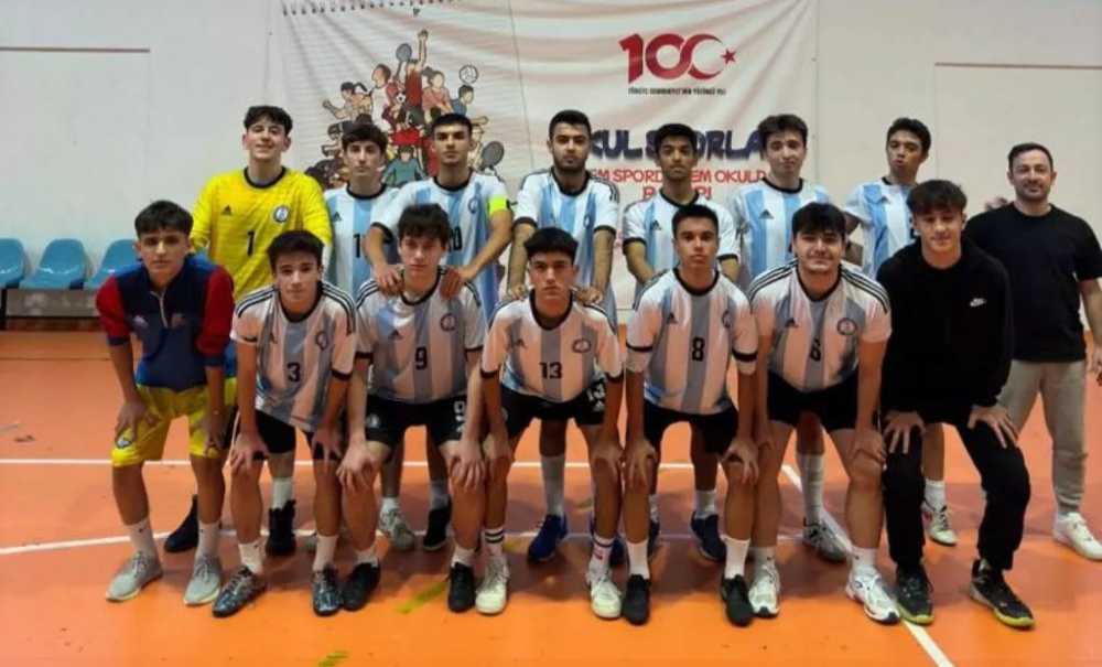 Tekirdağ'ın Şampiyonu Arif Nihat Asya Oldu