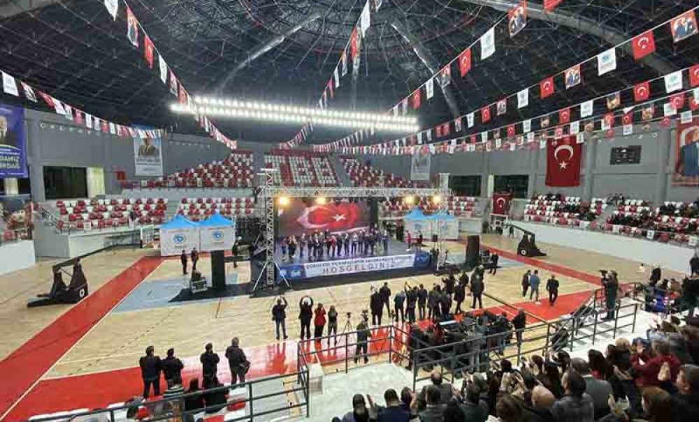 100'Üncü Yıla Yakışan Açılış