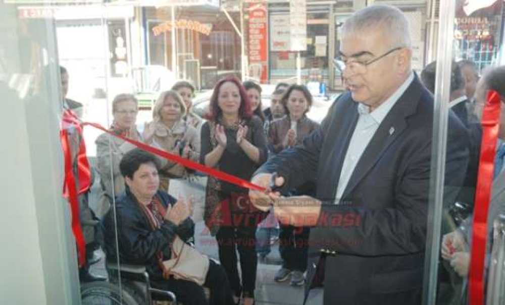 Engelliler Yararına Kermes Açıldı