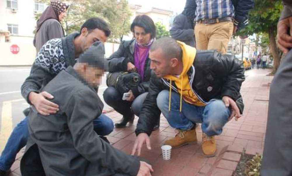 Yaşlı Adamın Yardımına Önce Vatandaşlar, Sonra Sağlık Ekipleri Koştu