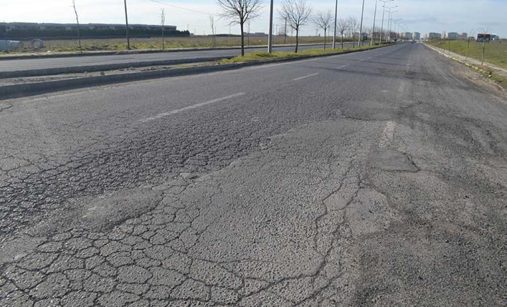 Yolun Bozukluğu Tepki Çekiyor!