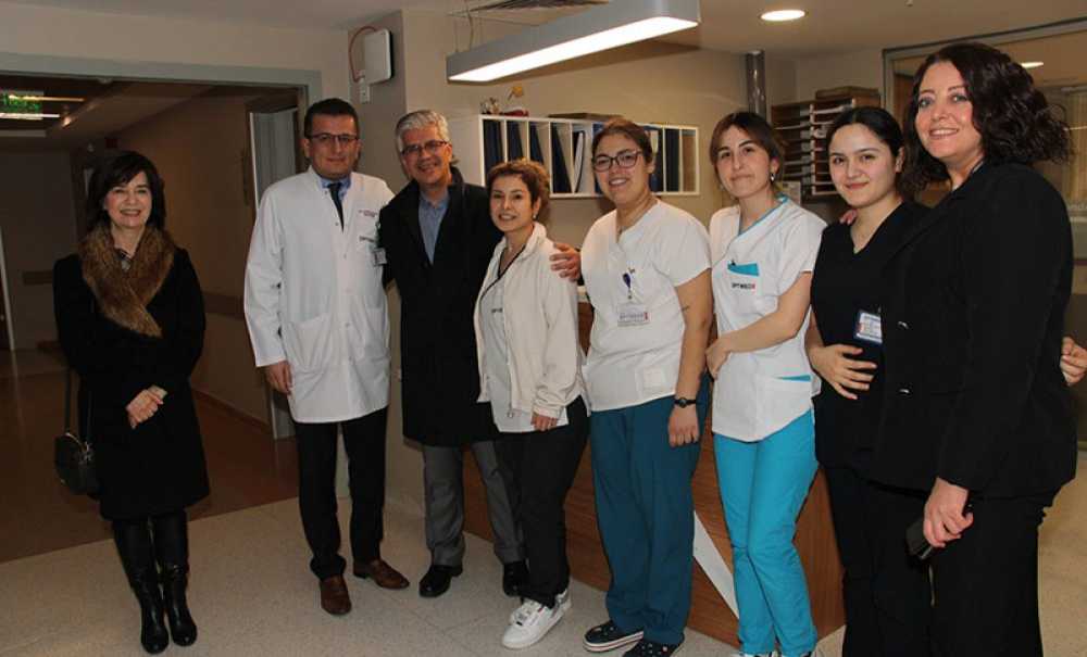 Hakan Sunal Sağlık Çalışanlarıyla Bir Araya Geldi