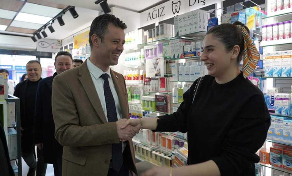 Esnaf Ziyaretinde Yüzler Gülüyor