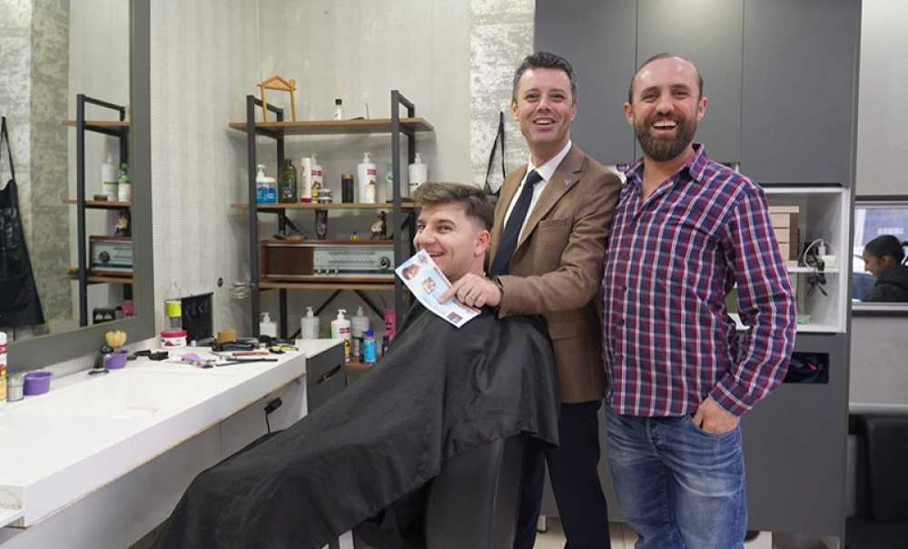 Esnaf Ziyaretinde Yüzler Gülüyor