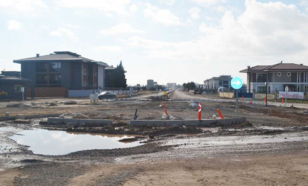 Büyükşehirden Aylardır Bitmeyen Çalışma