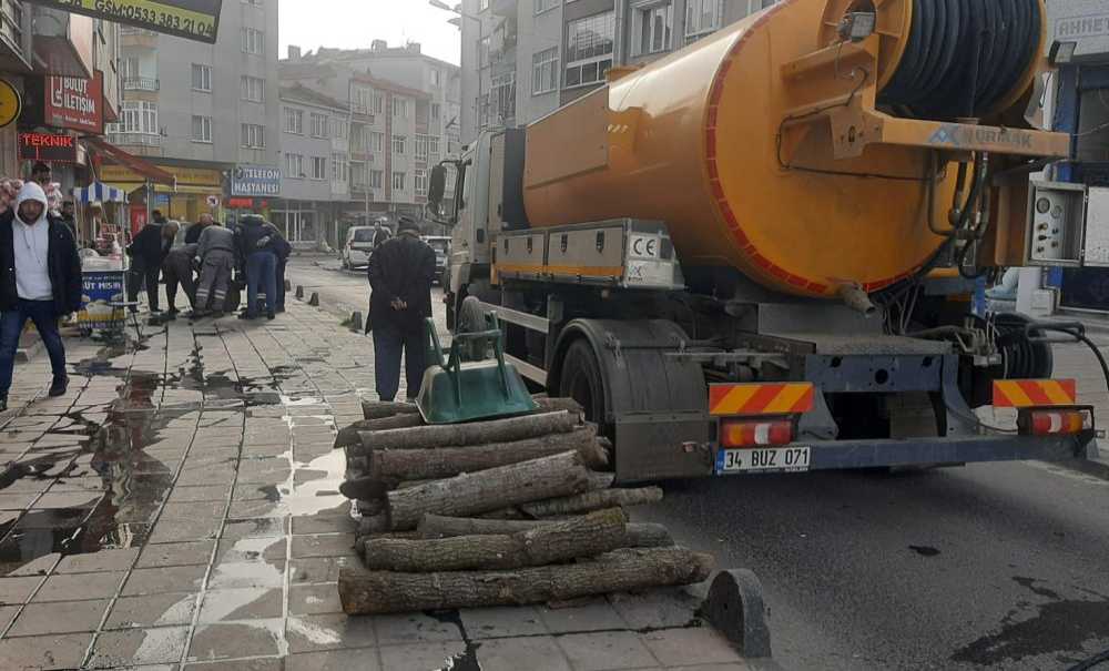 Lağım Patladı, Teski̇ Müdahale Etti