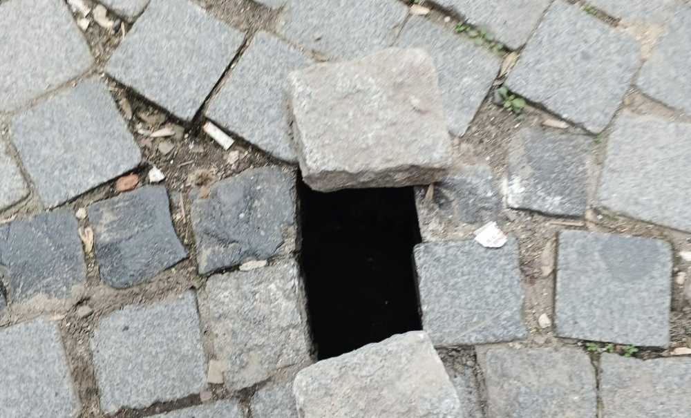 Yolun Delinmesi Tepki Çekiyor