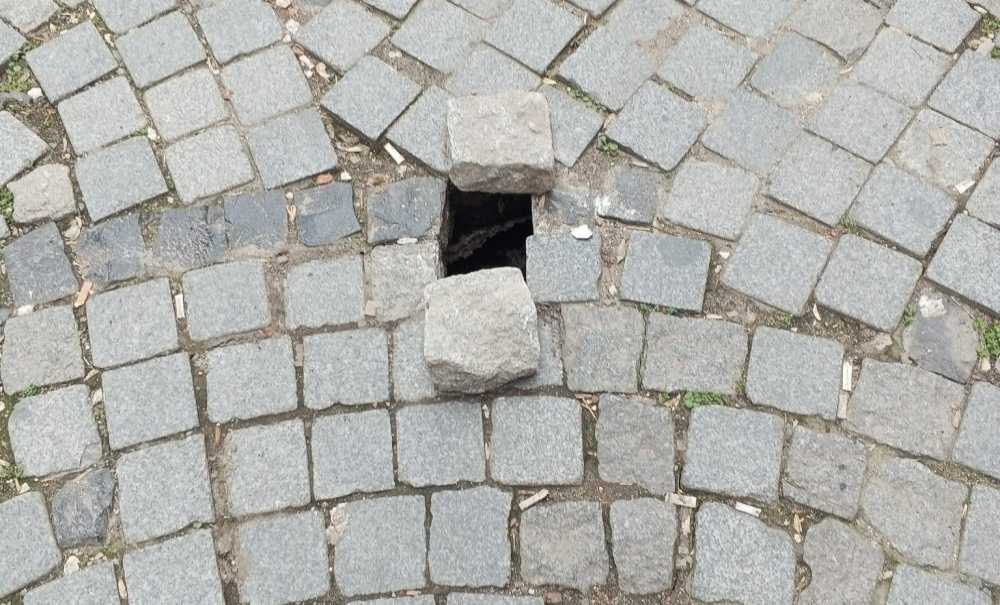 Yolun Delinmesi Tepki Çekiyor