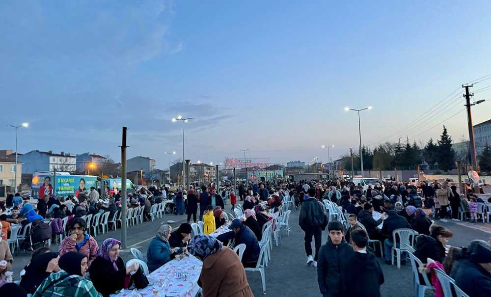 Müge Yıldız Topak'tan, Sağlık Mahallesi'nde Ramazan Buluşması