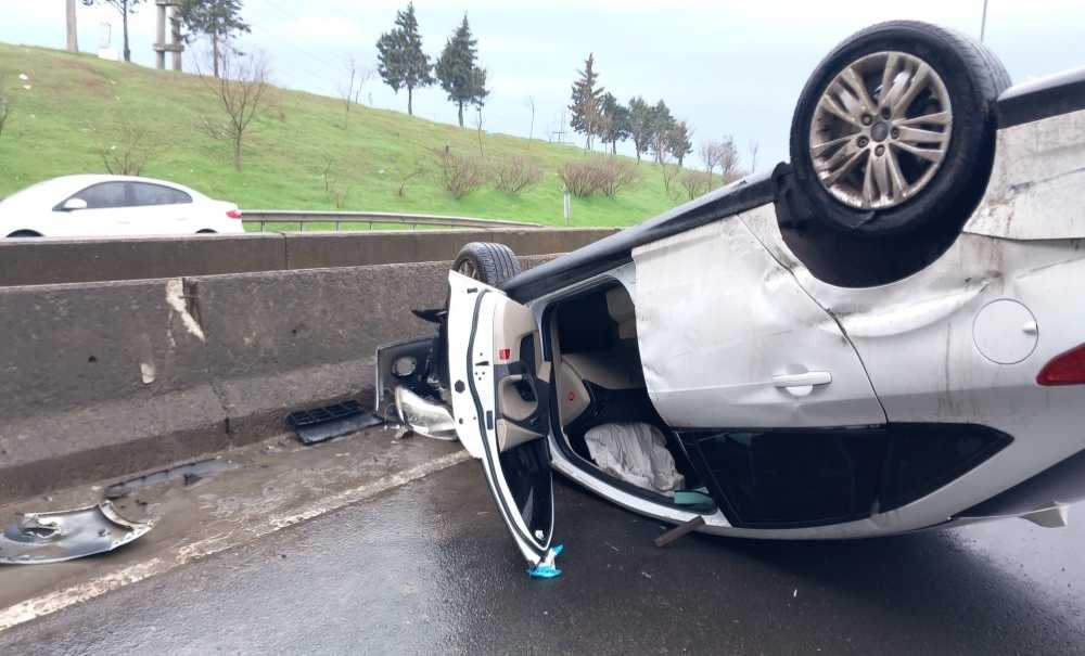 Emniyet Kemeri Polislerin Canını Kurtardı