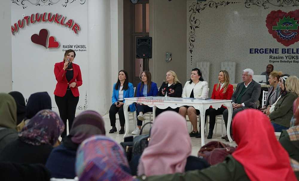 Başkan Yüksel Kadın Buluşmasına Katıldı
