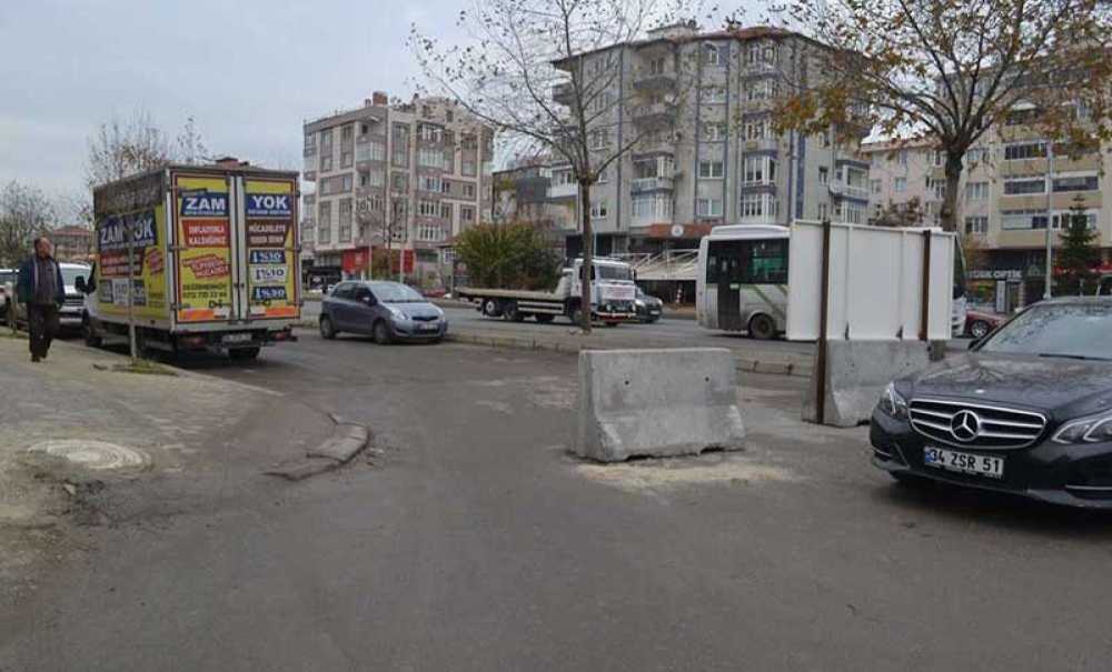 Tartışma Yaratan Yere Tabela Yine Dikildi