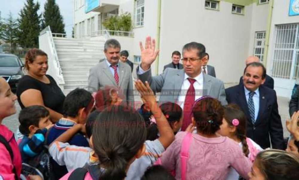 Çorlu Kaymakamı Doğan`dan 75. Yıl Mustafa Kemal Ortaokulu`na Ziyaret