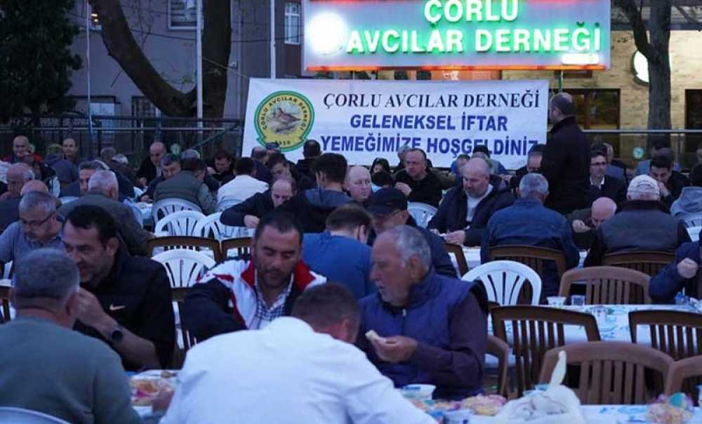 Avcılar Derneği İftar Programında Bir Araya Geldi