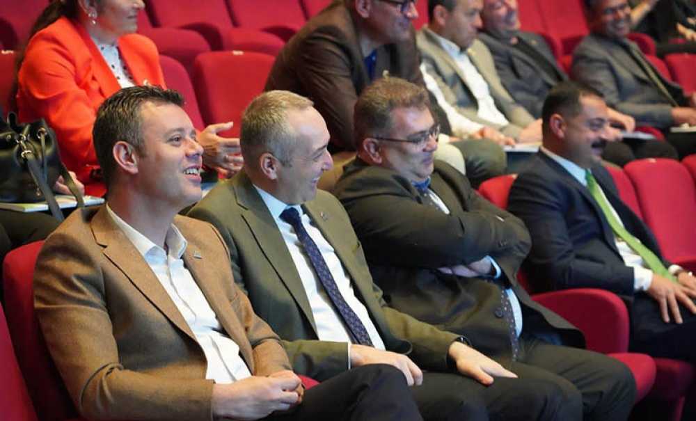 Başkan Sarıkurt Yardımcılarını Belirledi