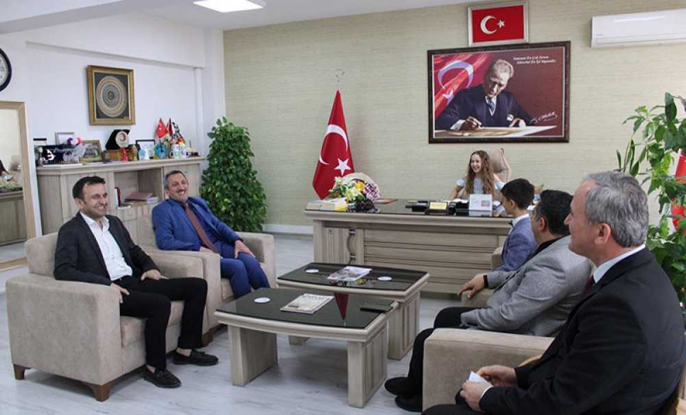 Geleceğin Teminatı Çocuklar Koltuklara Oturdu