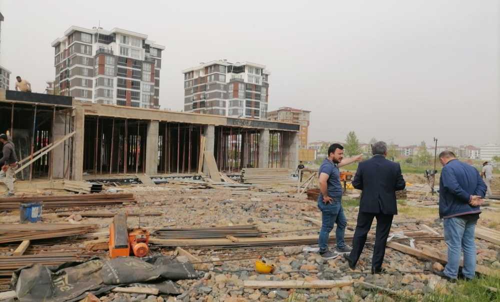 Erdoğan, Yeni Yapılan Okulları Ziyaret Edip Bilgi Aldı